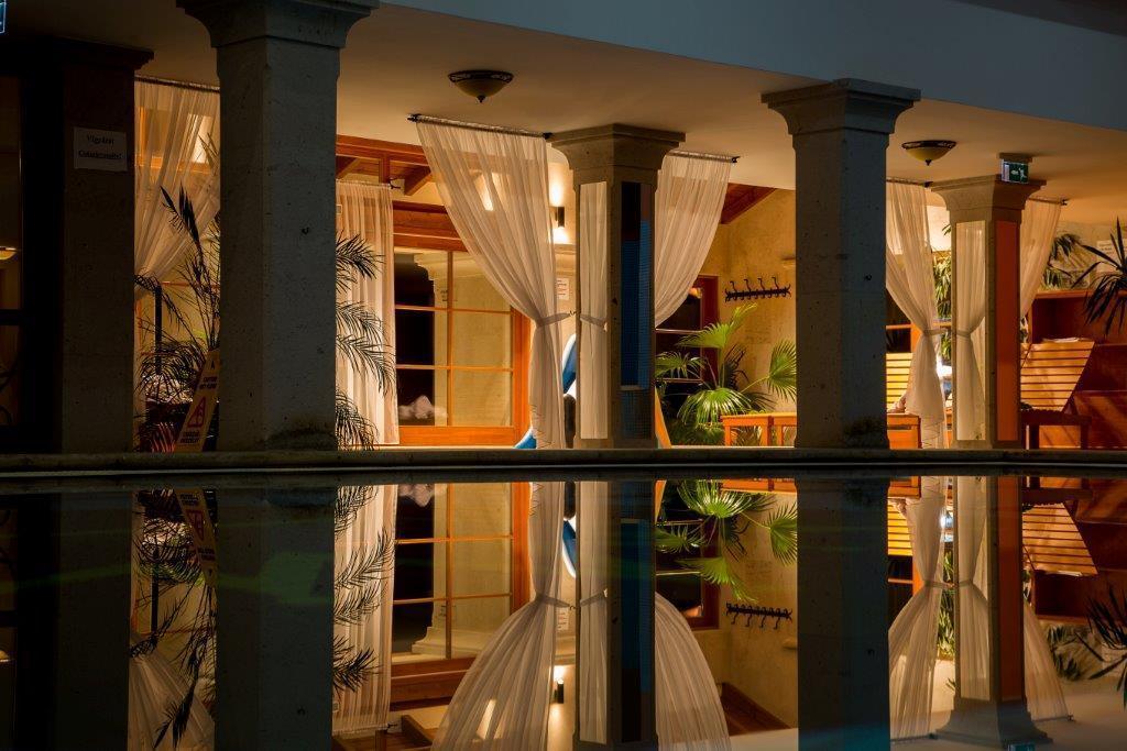 Egri Korona Borhaz Es Wellness Hotel Demjen Exterior photo