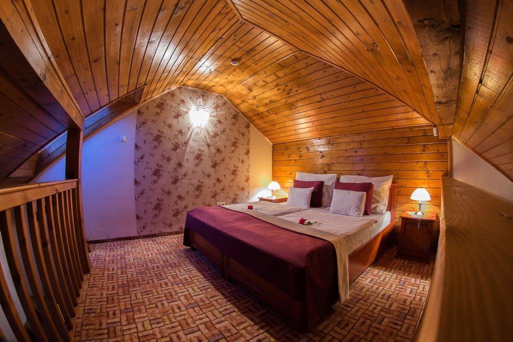Egri Korona Borhaz Es Wellness Hotel Demjen Room photo